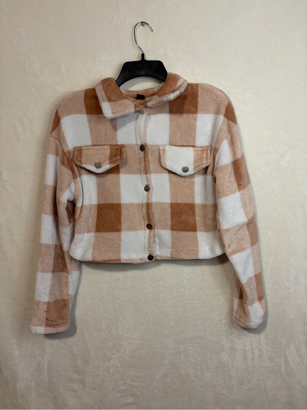 SHEIN Cream & Tan Plaid Cropped Teddy Shacket Women’s Medium